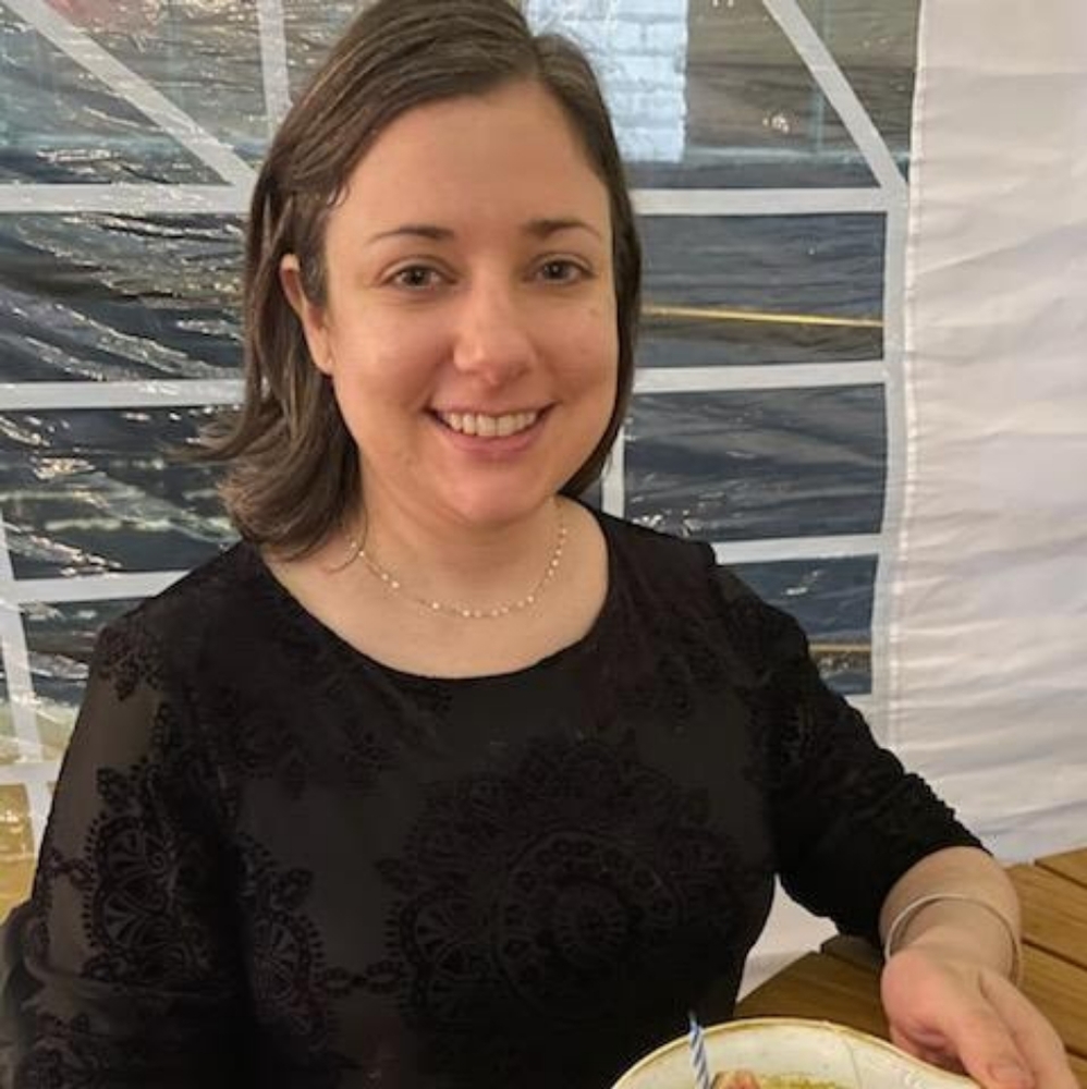 Meet your Posher, Jennifer